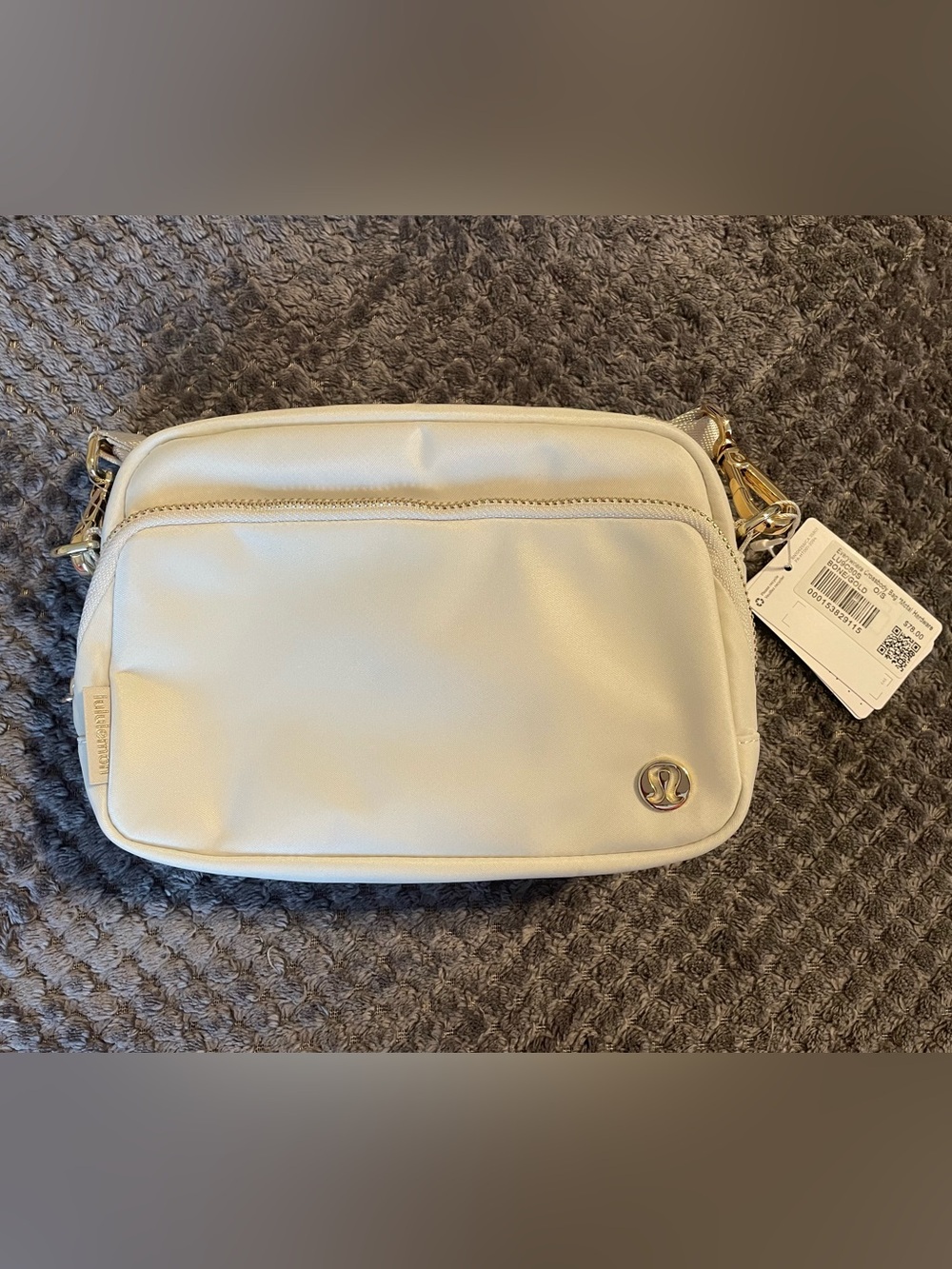 lululemon athletica Everywhere Crossbody Bag 2L